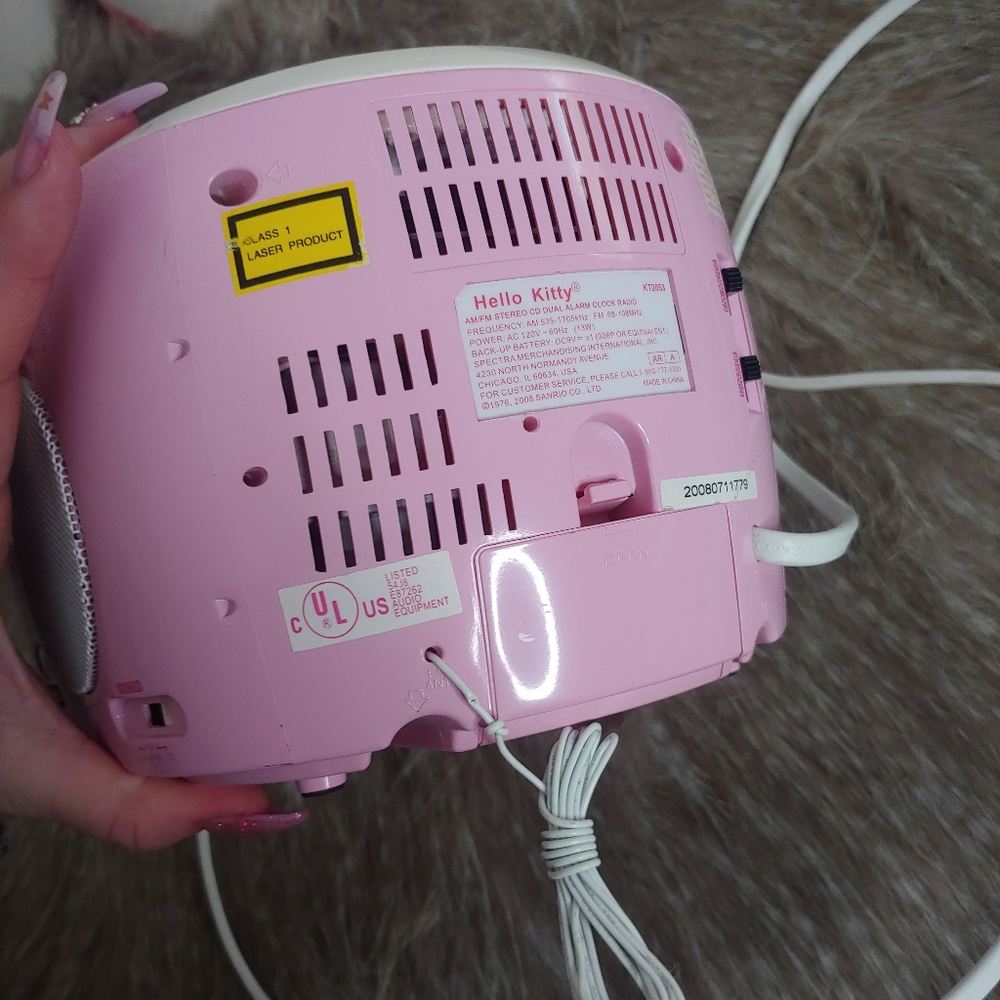 HP • Hello Kitty • Pink y2k CD player radio boom box - Picture 9 of 9